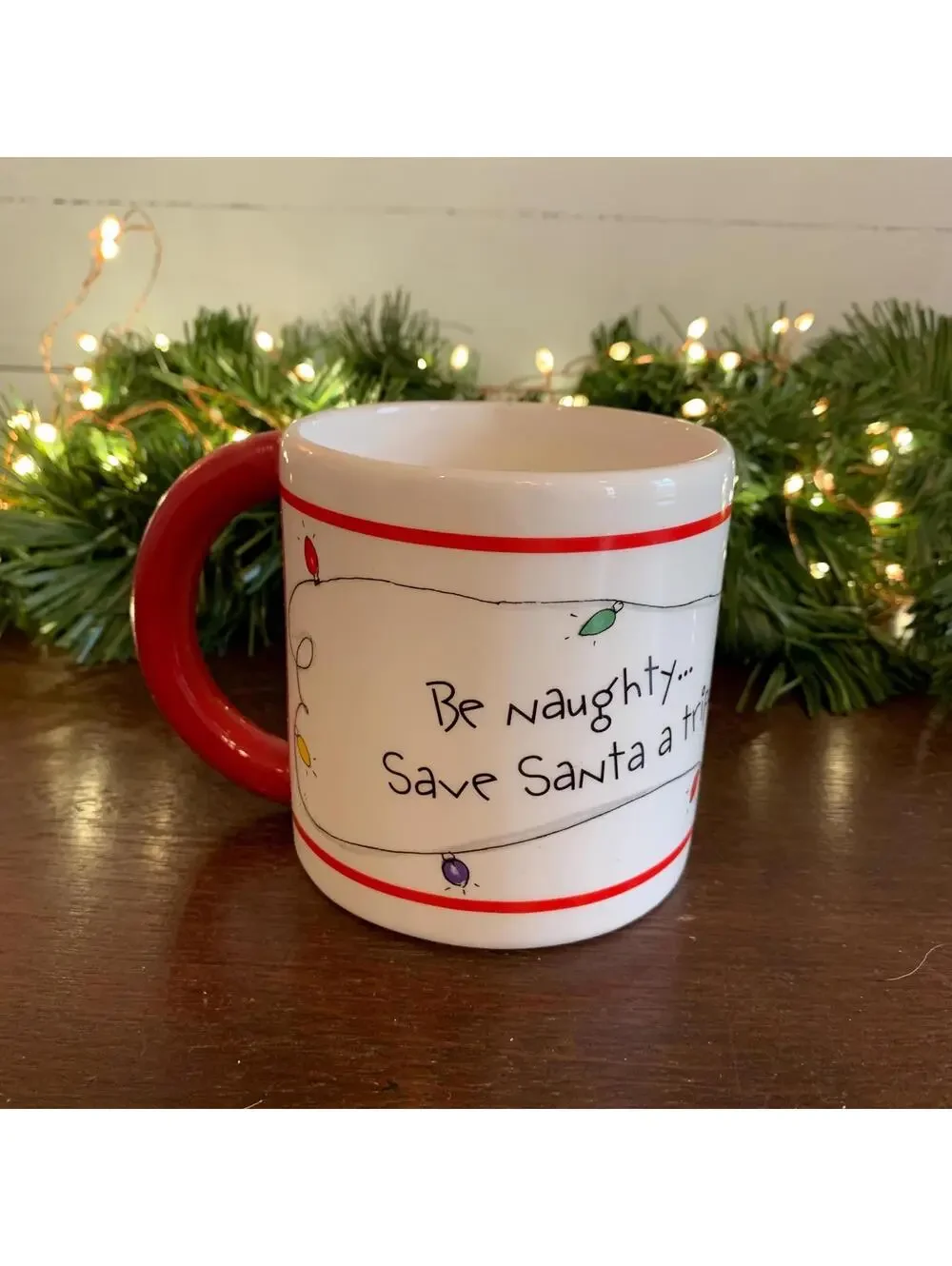 Vintage Sassy Sisters Christmas Mug: 